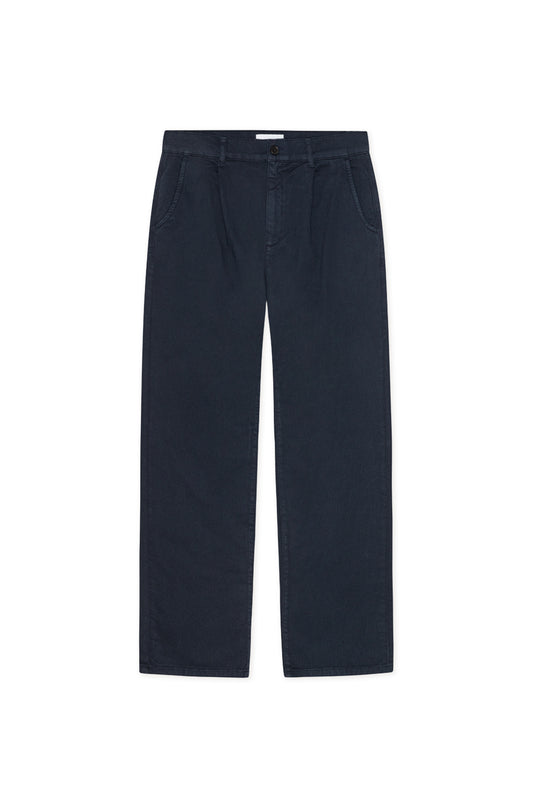 Les Deux Romeo Pleated Chino Dark Navy
