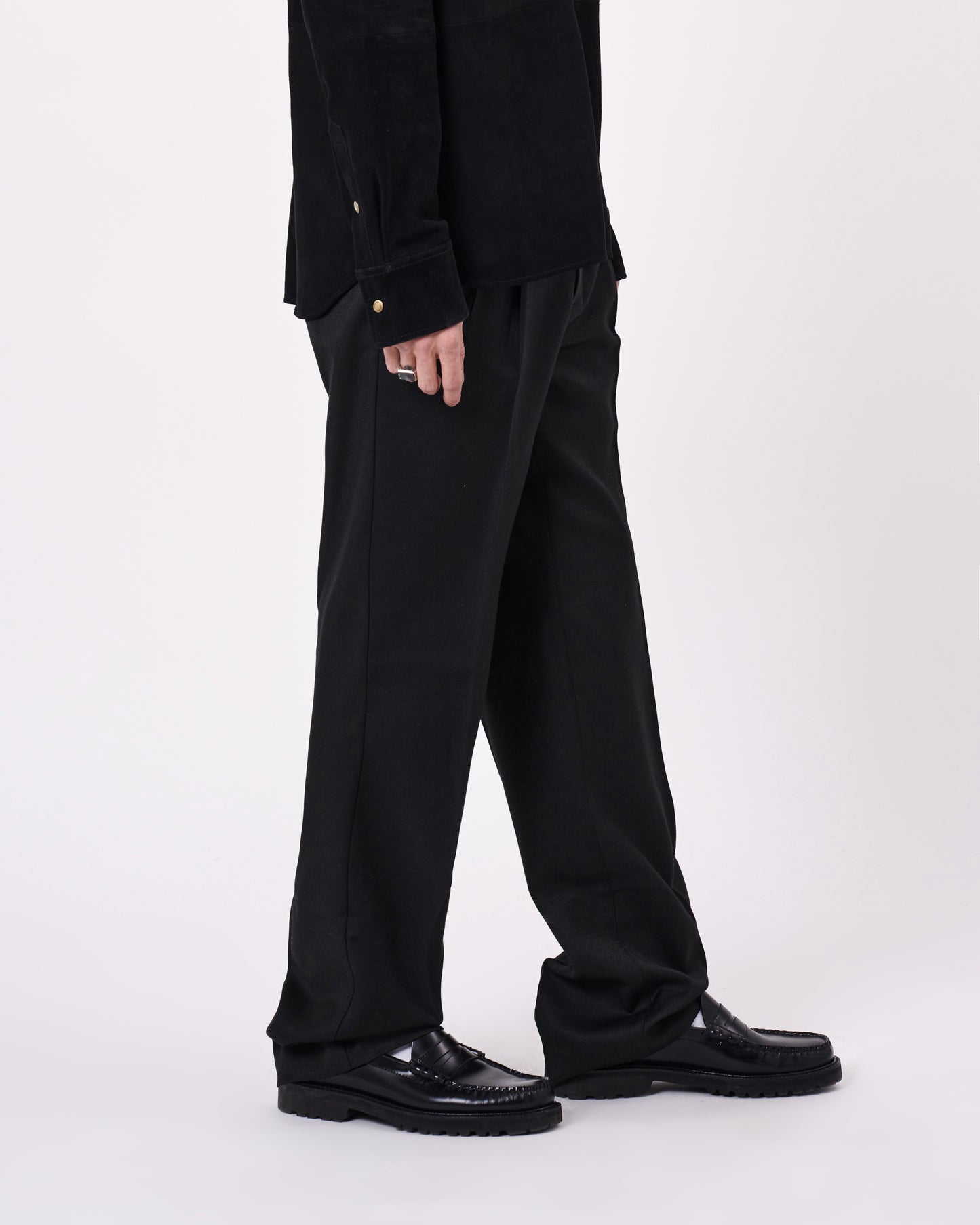 Neuw Cave Relaxed Wool Pant L32 Black