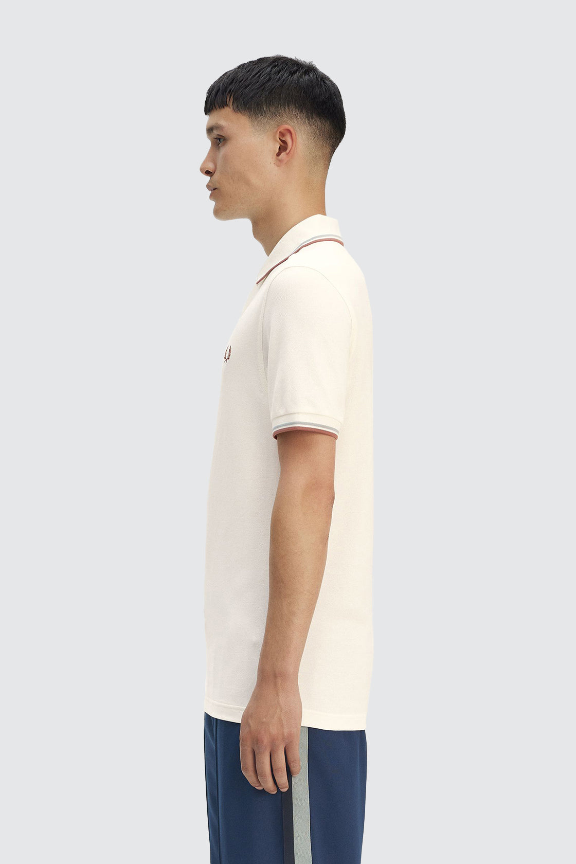 Fred Perry Twin Tipped Shirt Light Ecru/Silver Blue/Cinnamon