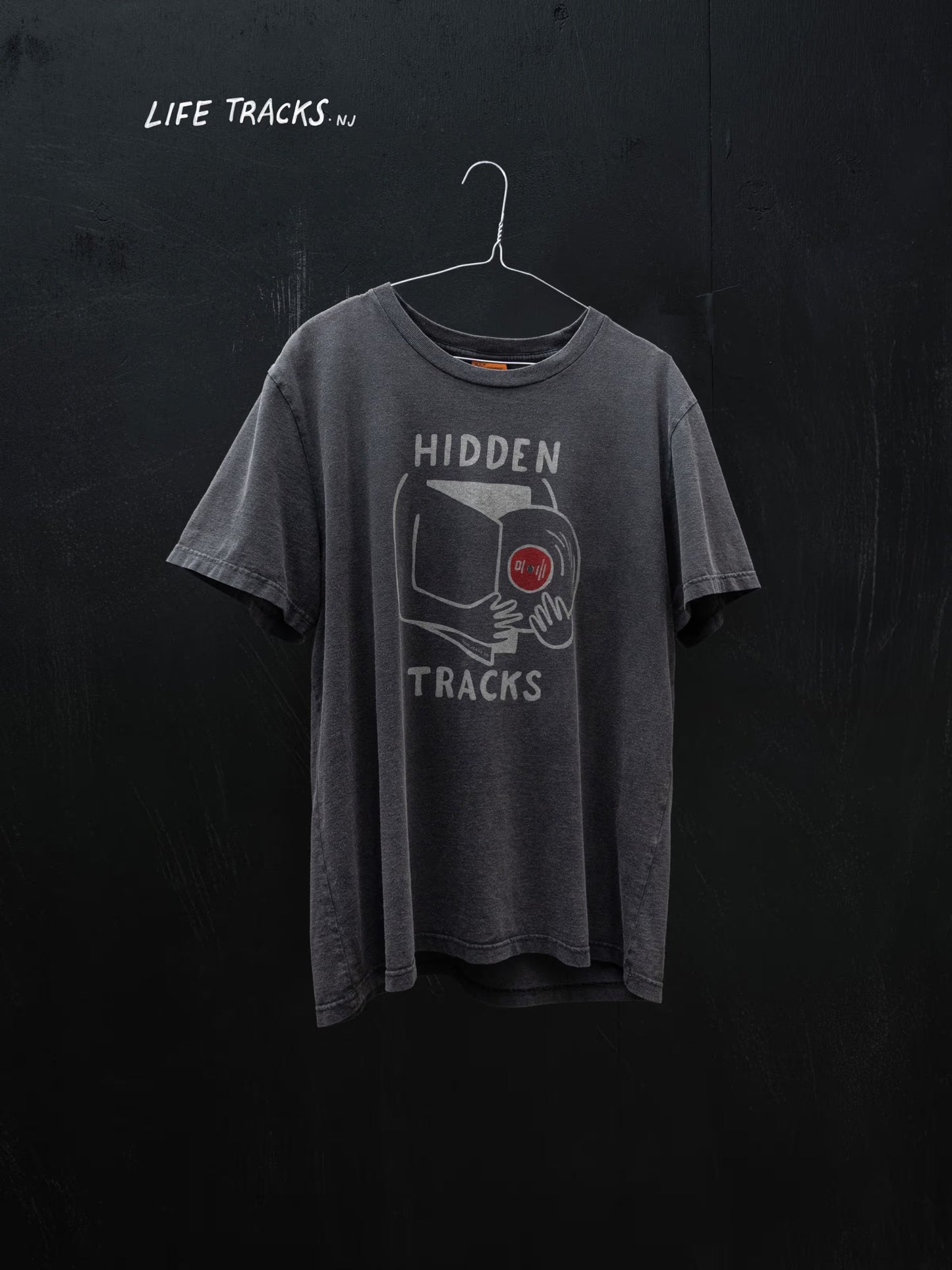 Nudie Jeans Roy Hidden Track Tee Antracite