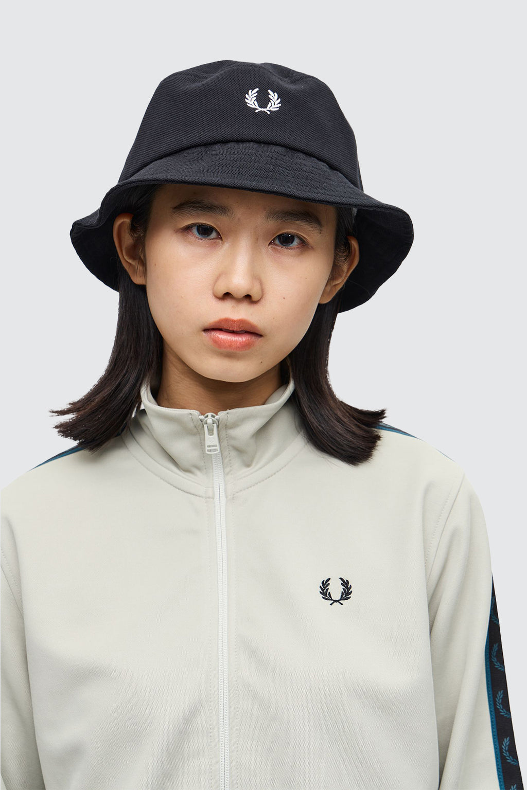 Fred Perry Pique Bucket Hat Black & Snow White Black