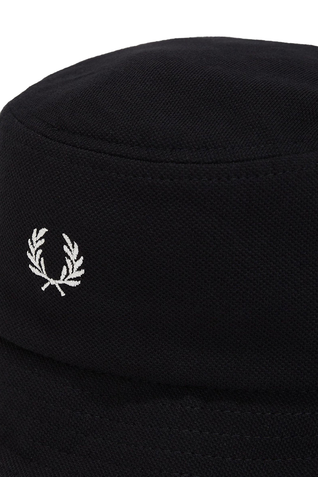 Fred Perry Pique Bucket Hat Black & Snow White Black