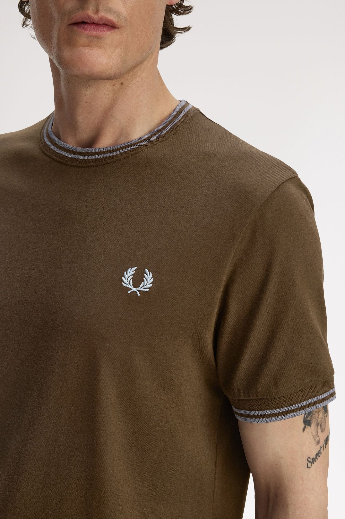 Fred Perry SS Twin Tipped Tee Tobacco