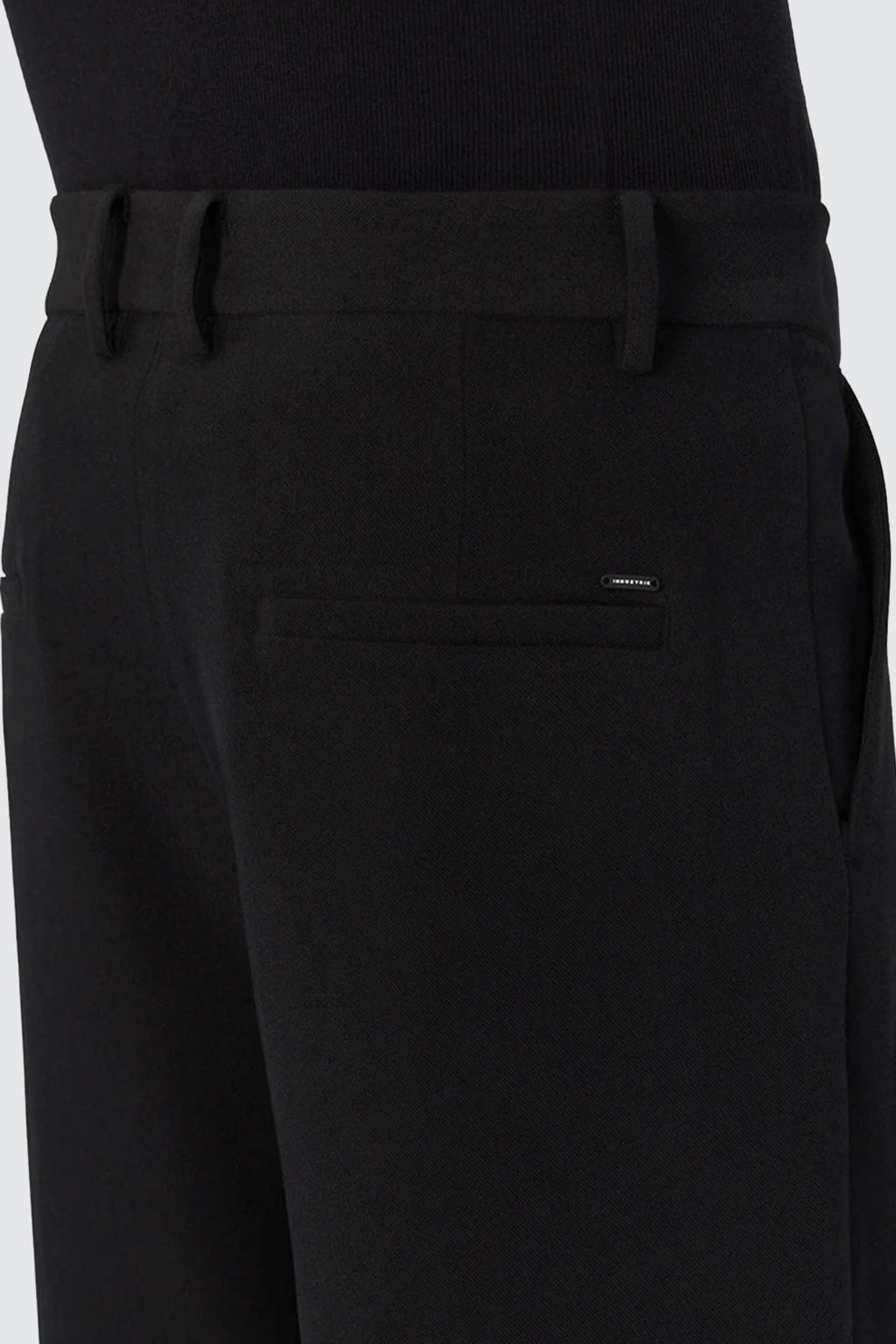 Industrie The Light Weight Classic Fit Lusso Pant Black