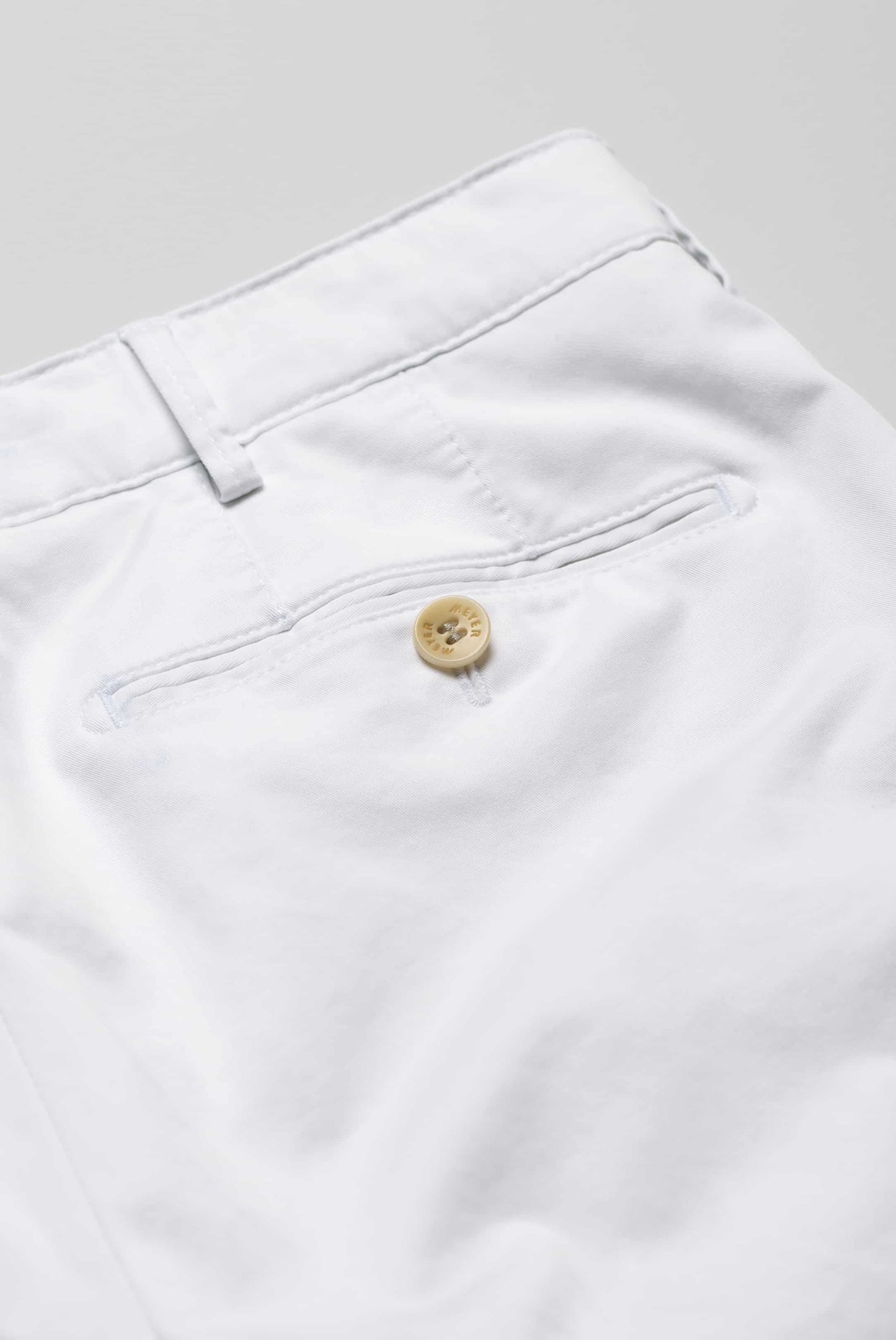 Meyer B-Palma Chino Bermuda Shorts White