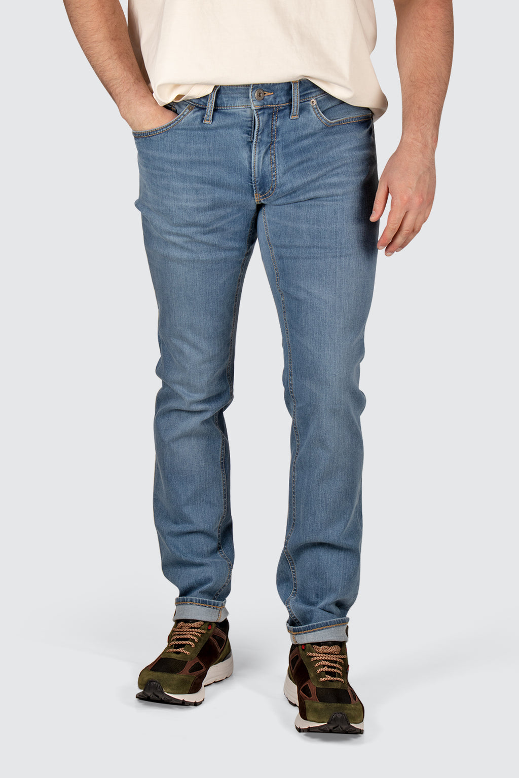 Brax Chuck Jean 34L Slightly Blue Used